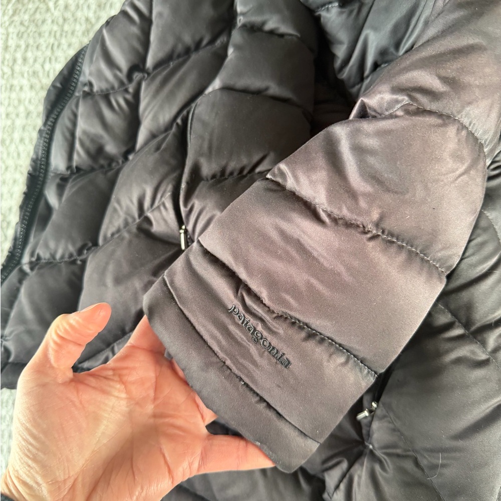 Patagonia Black Jacket - Picture 4 of 4